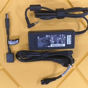 90W HP 19.5V 4.62A AC Power Adapter Charger OEM Genuine. PPP012C-S w tip adaptor
